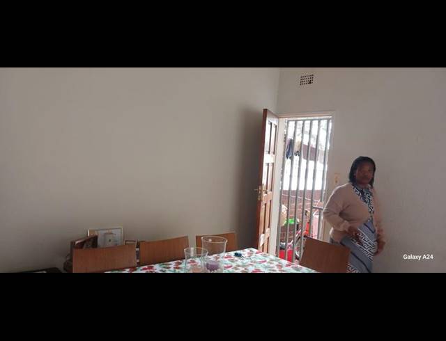 1 BEDROOM PROPERTY TO RENT IN PRIMROSE